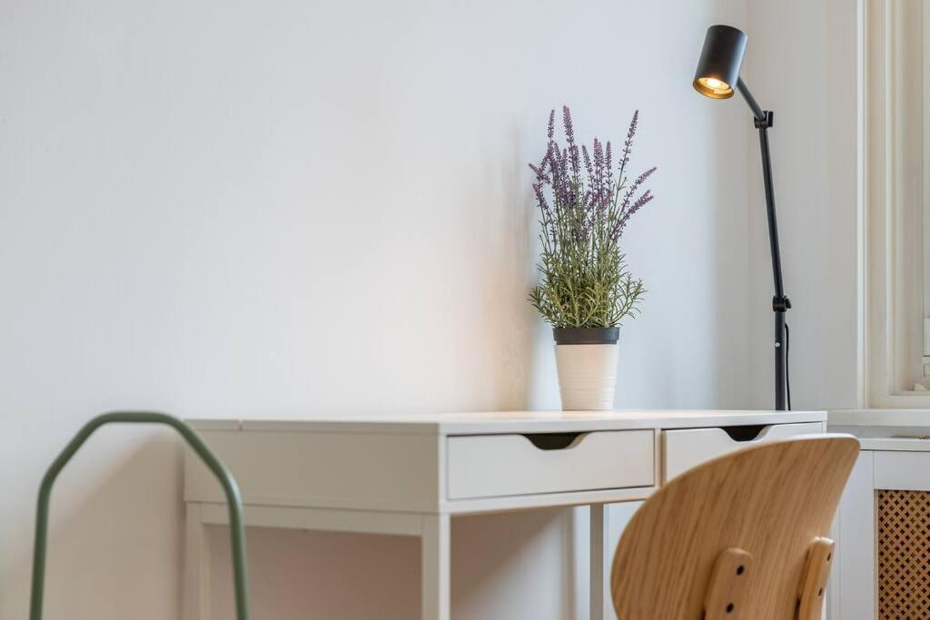 Midtown Gleaming Apartment Budapest Extérieur photo